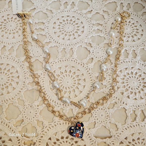 Talbots Gold and Pearl Necklace with Heart Pendant - Picture 4 of 14
